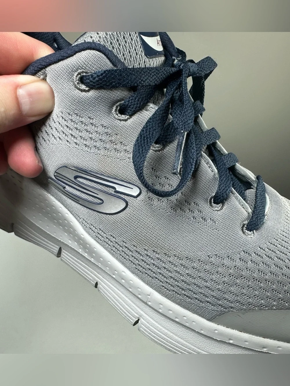 Skechers go walk
